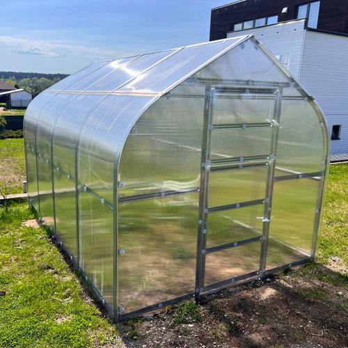 Polycarbonate Greenhouse – The Elegant